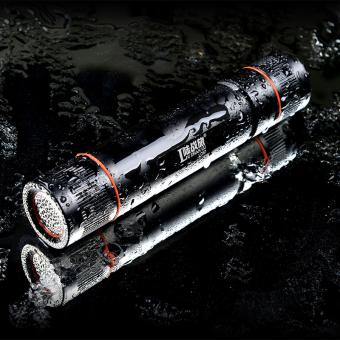 LO87潜水LED强光充电手电筒 深潜80米 水陆两用 防水远射便携式户外照明潜水装备